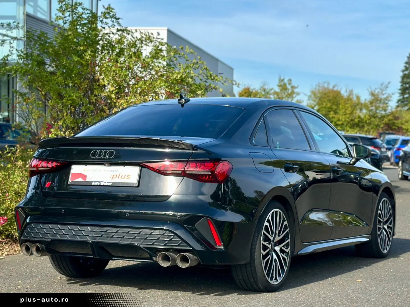 AUDI S3 Limousine qu. BLACK PANO AKRAPOVIC HuD KAMERA