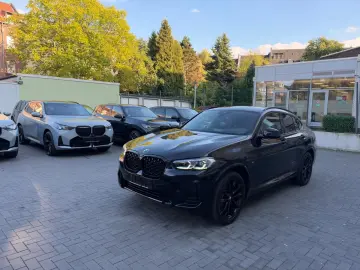 BMW X4 xDrive PANO HUD HK AHK M-Spor
