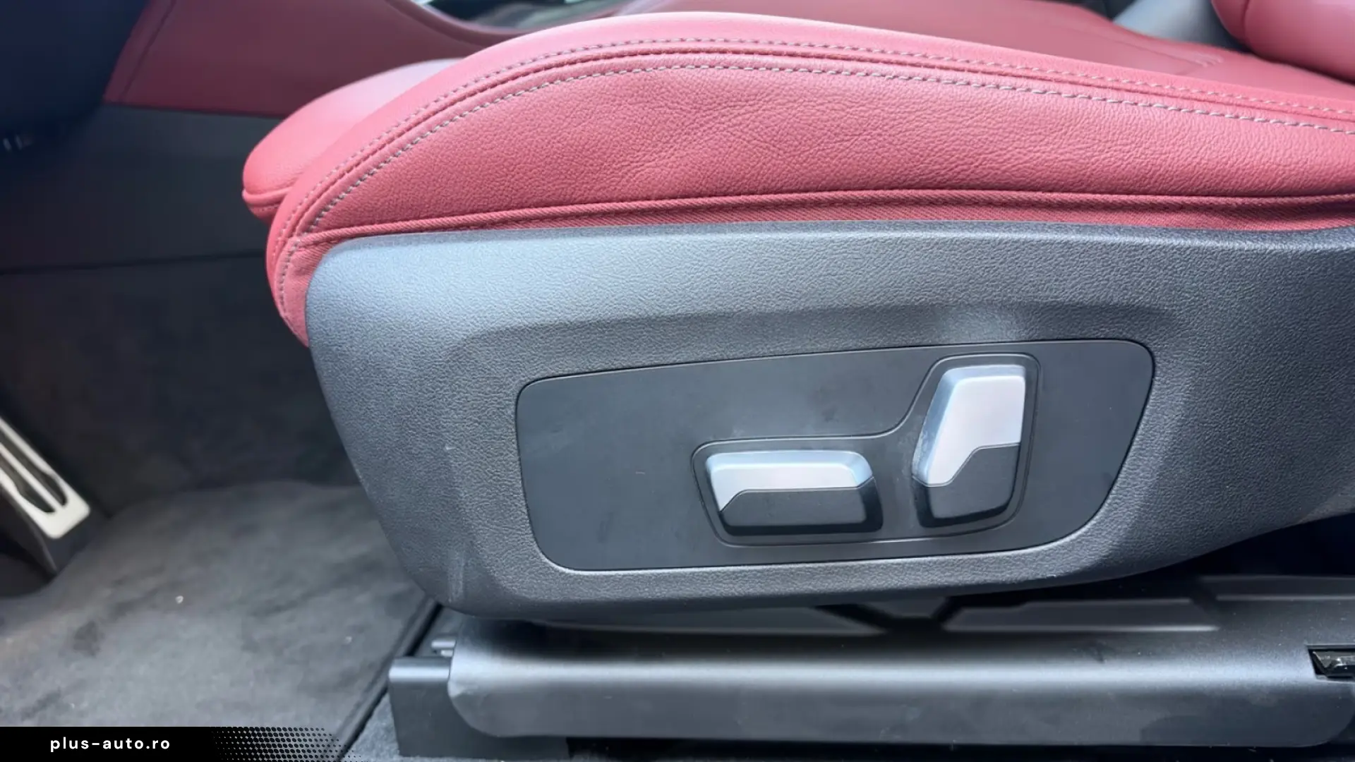 BMW X4 xDrive PANO HUD HK AHK M-Spor