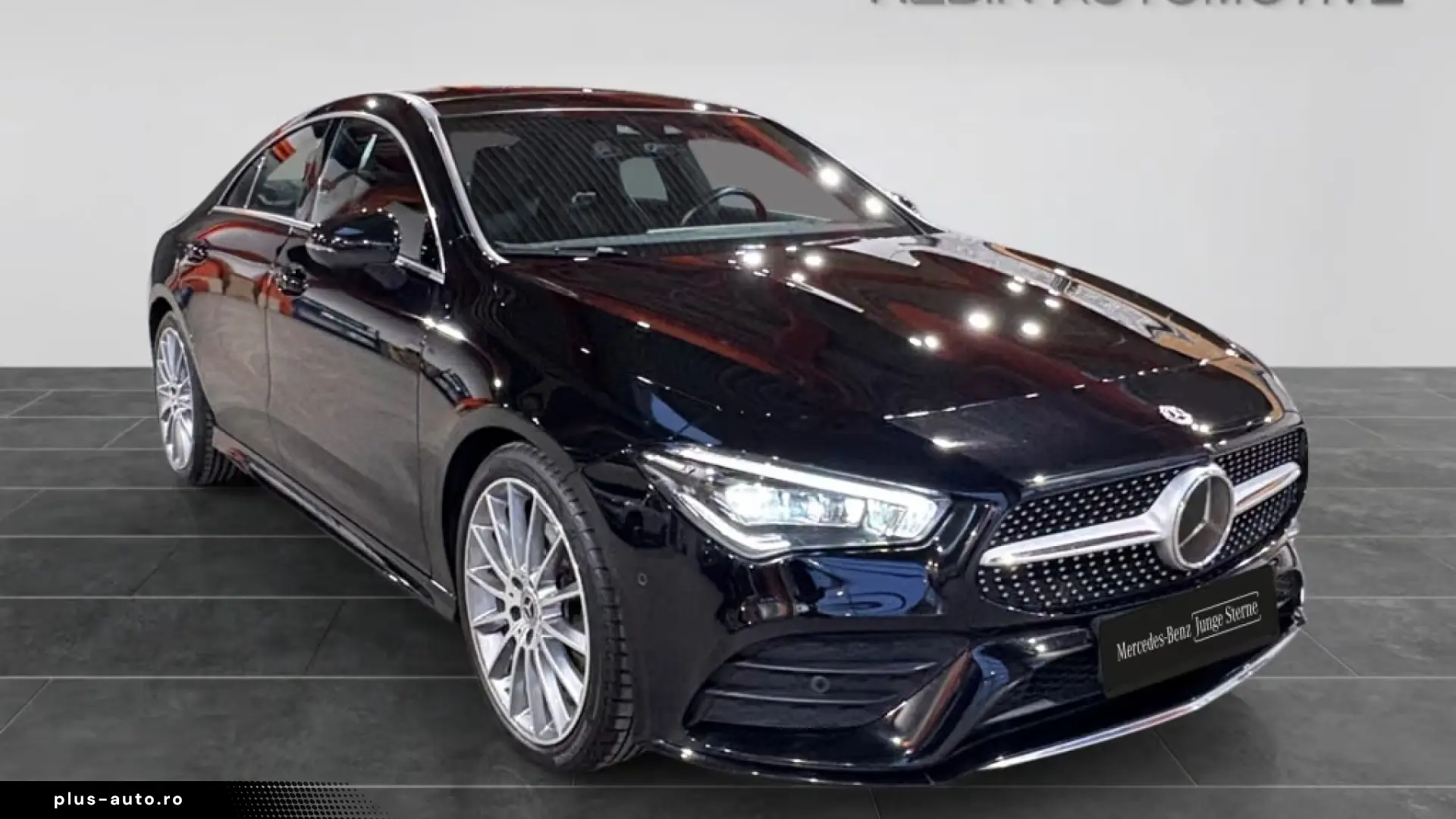 Mercedes-Benz CLA 250 AMG MBEAM PANO 360 DISTR