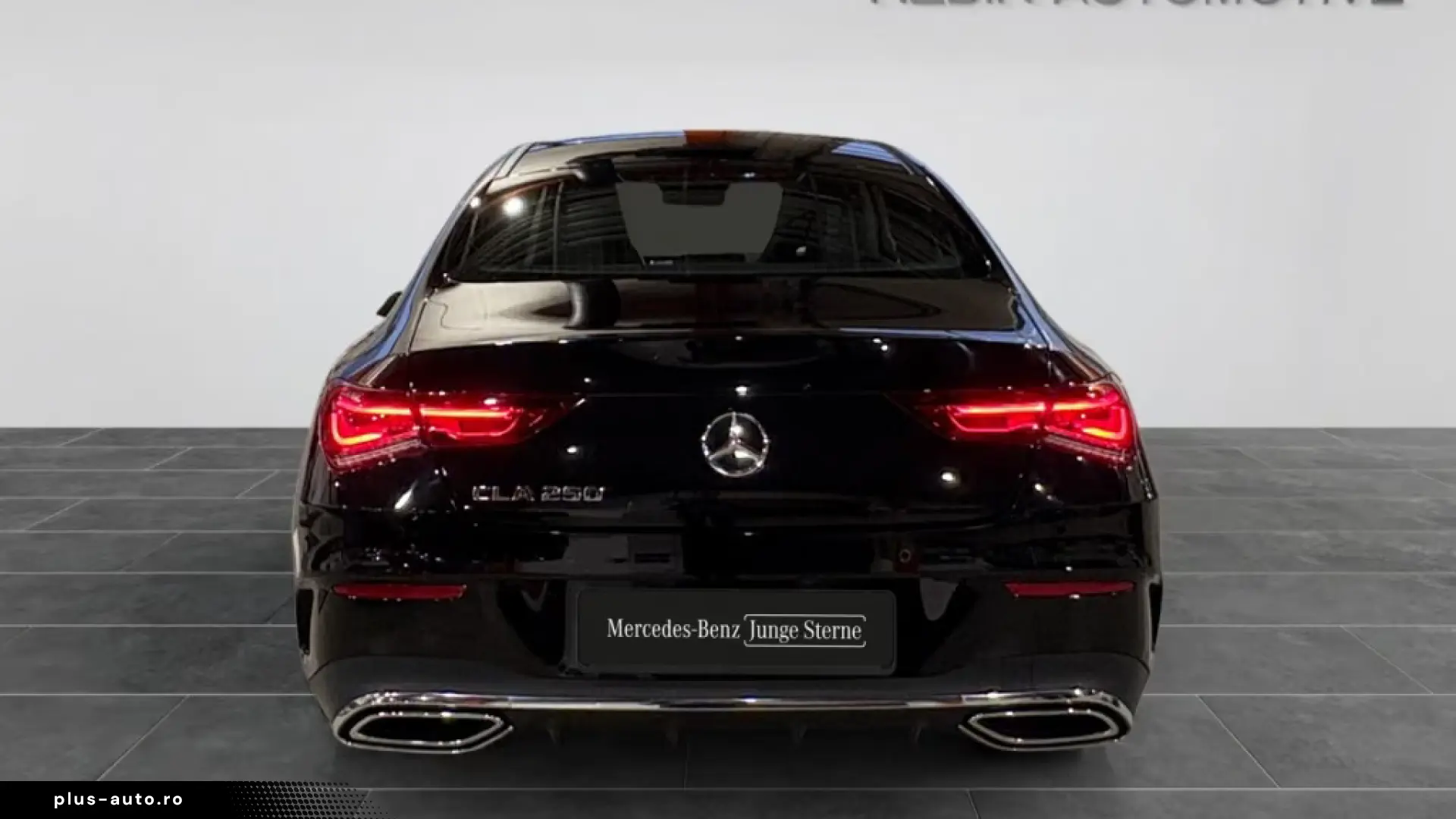 Mercedes-Benz CLA 250 AMG MBEAM PANO 360 DISTR