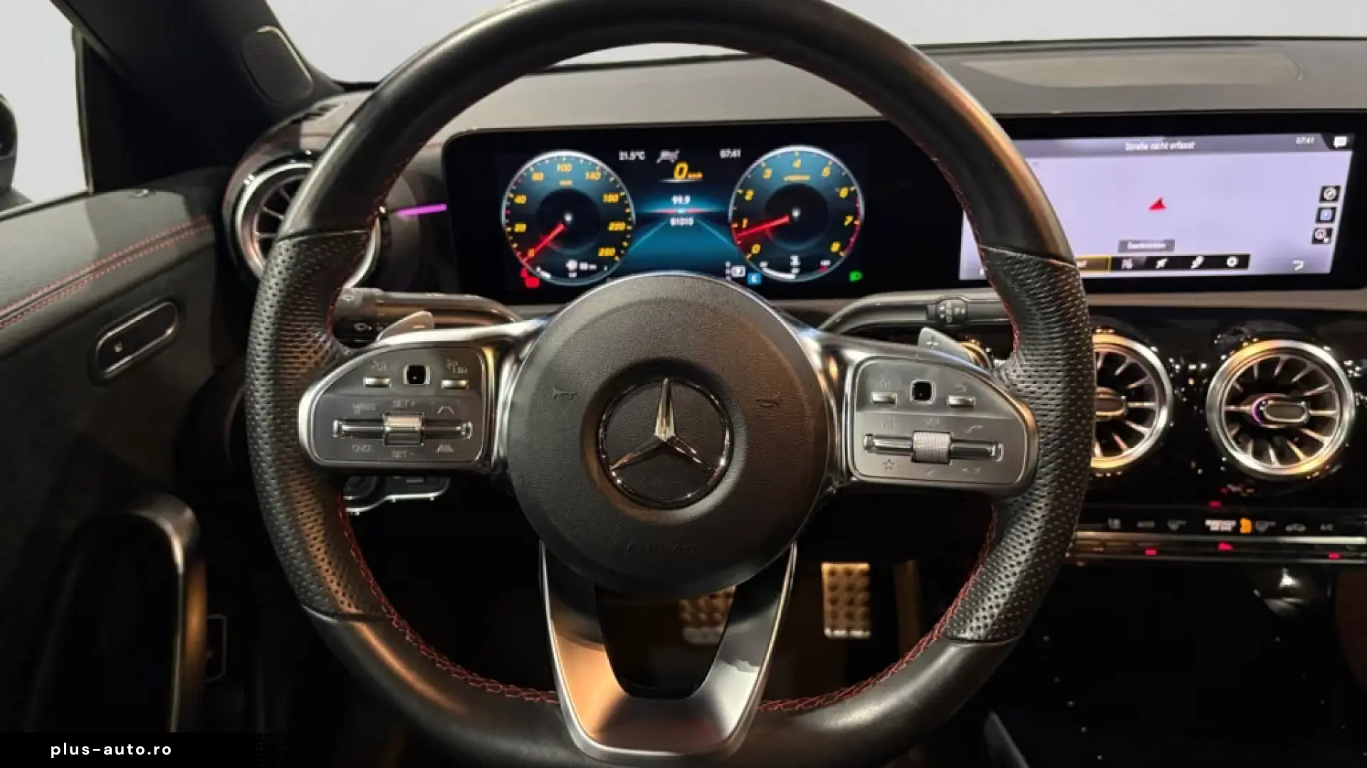 Mercedes-Benz CLA 250 AMG MBEAM PANO 360 DISTR