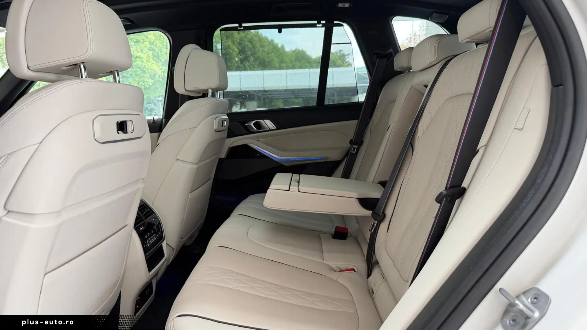 BMW X5 M60i xDrive   V8 • M SPORT PRO