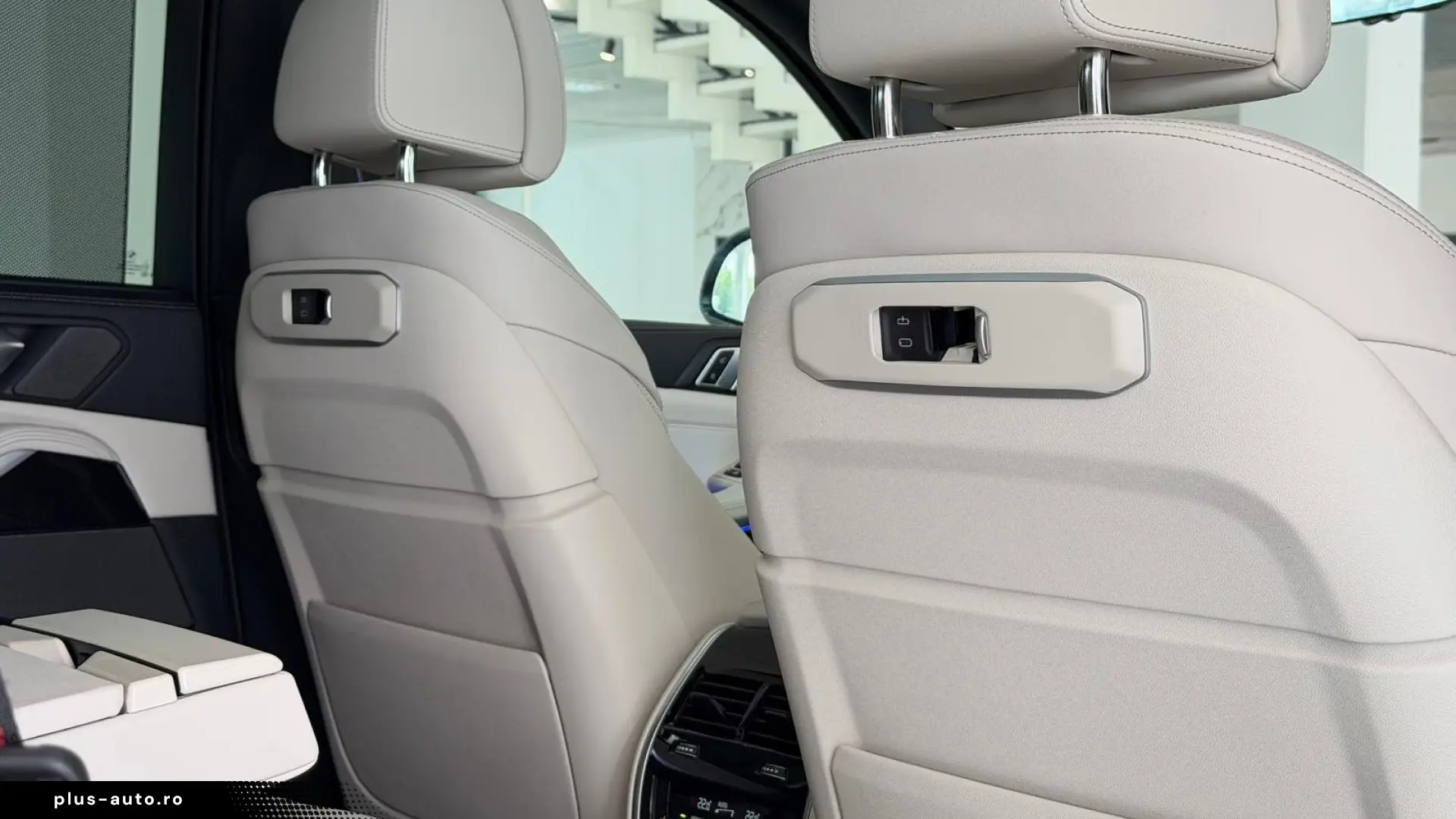 BMW X5 M60i xDrive   V8 • M SPORT PRO