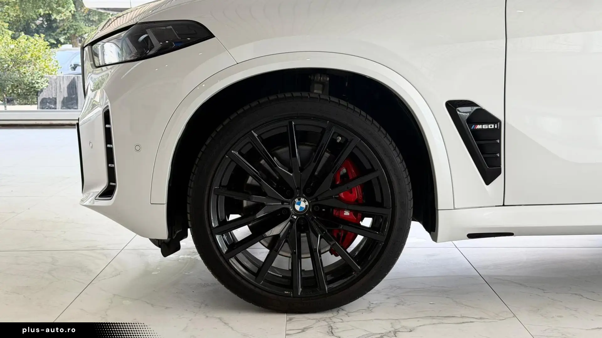 BMW X5 M60i xDrive   V8 • M SPORT PRO
