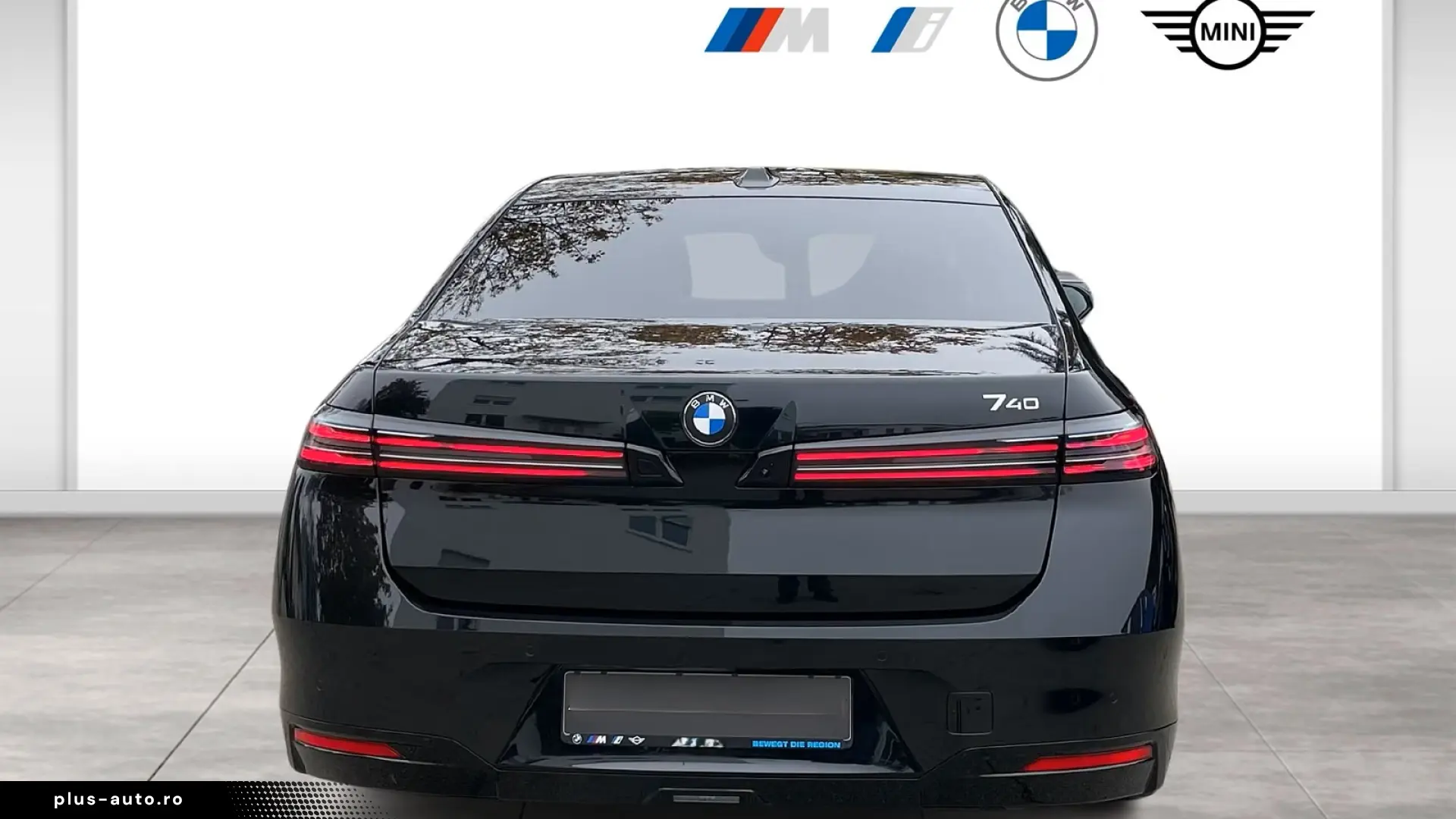 BMW 740 xDrive Executive Lounge   Bowers & Wilkins   Pano