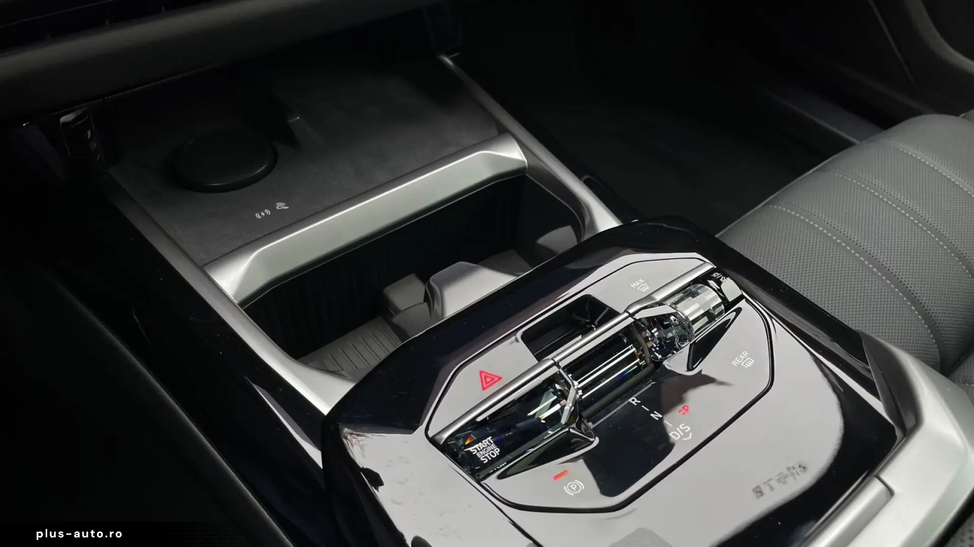 BMW 740 xDrive Executive Lounge   Bowers & Wilkins   Pano