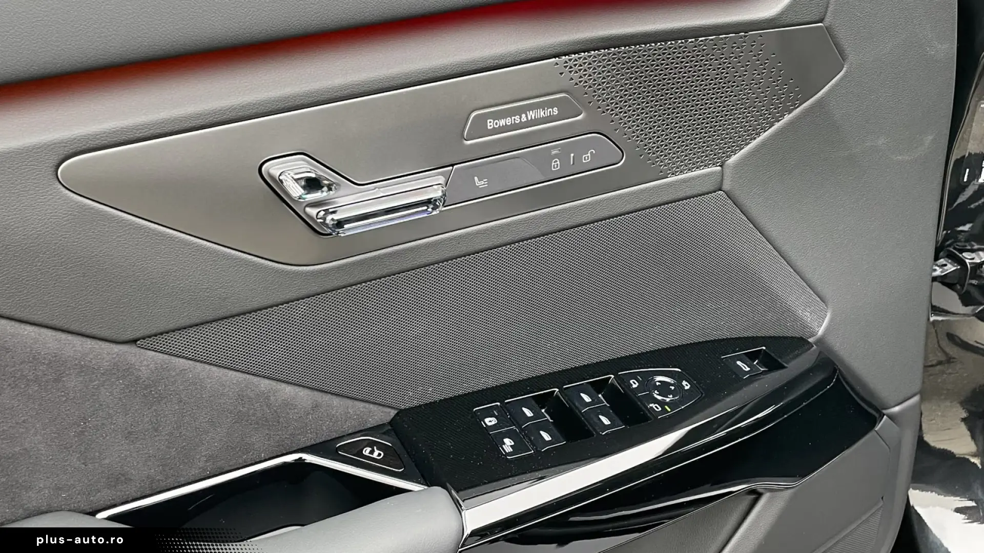 BMW 740 xDrive Executive Lounge   Bowers & Wilkins   Pano