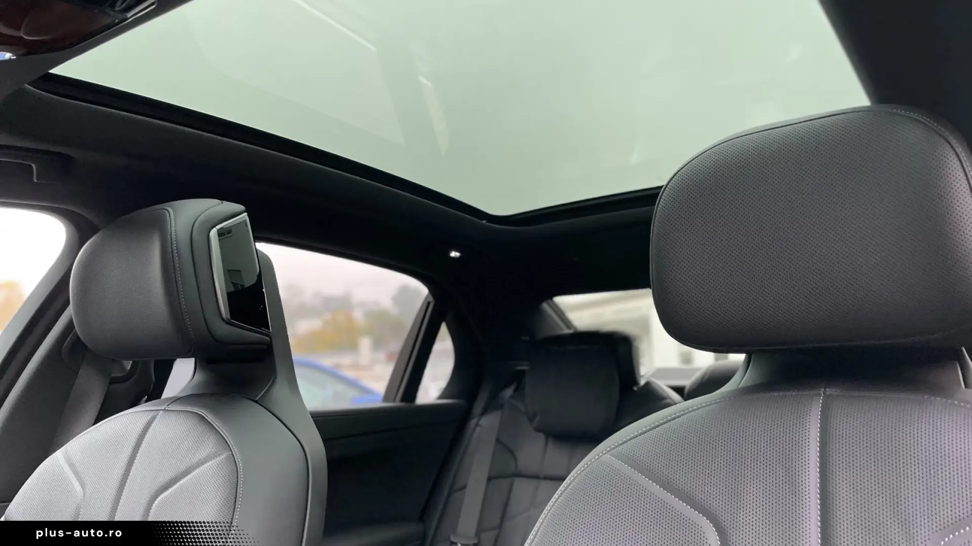 BMW 740 xDrive Executive Lounge   Bowers & Wilkins   Pano
