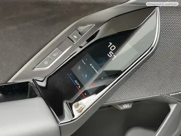BMW 740 xDrive Executive Lounge   Bowers & Wilkins   Pano