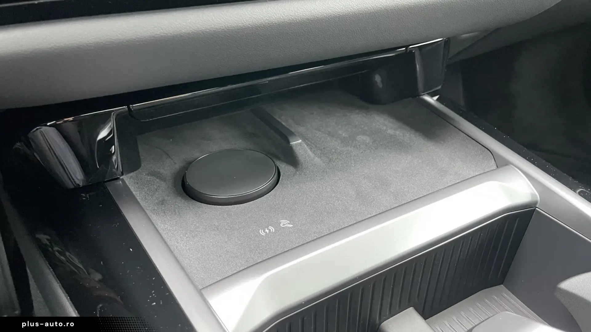 BMW 740 xDrive Executive Lounge   Bowers & Wilkins   Pano