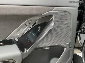 BMW 740 xDrive Executive Lounge   Bowers & Wilkins   Pano