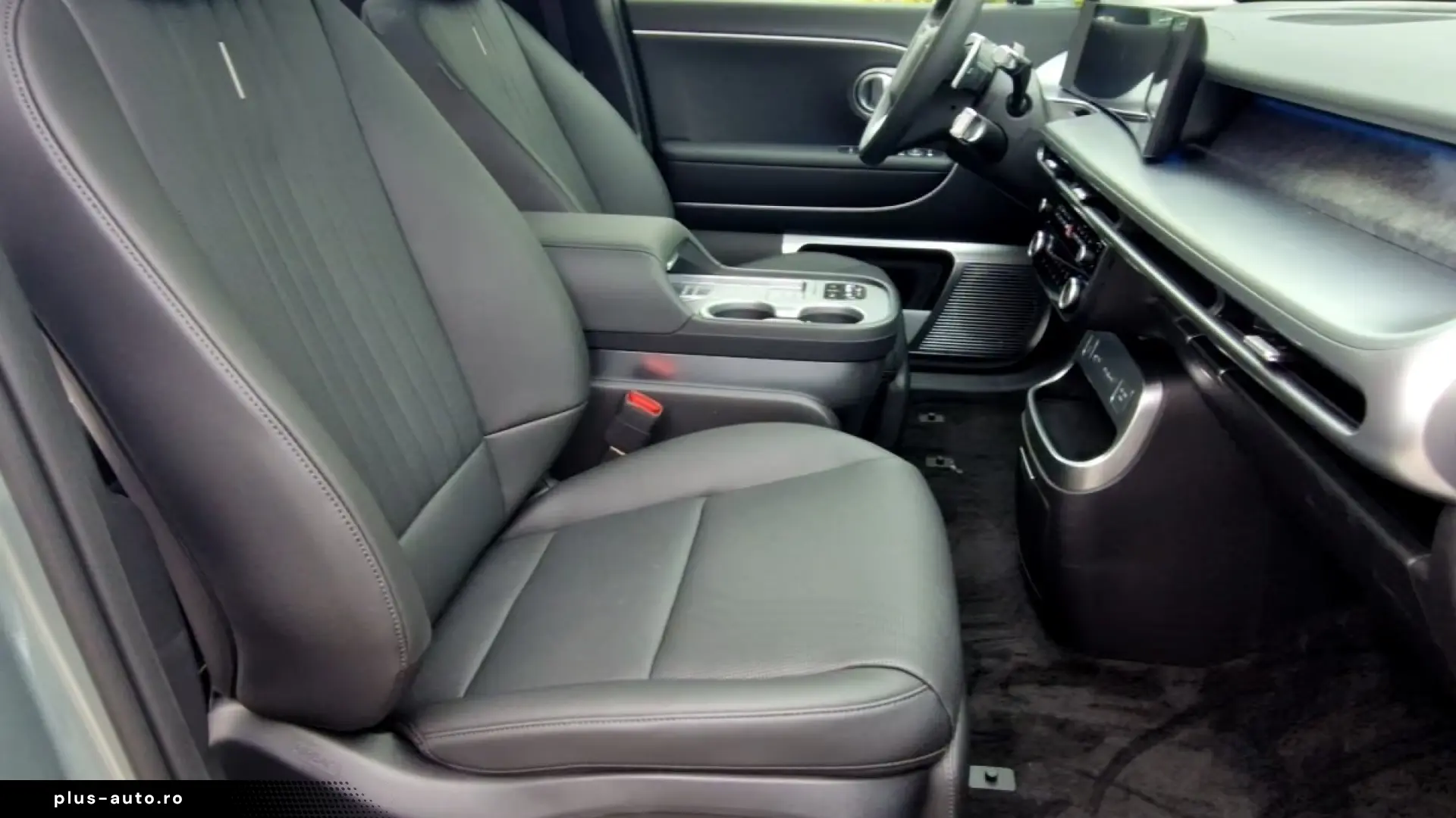 Hyundai IONIQ 9 UNIQ 4WD (307 PS)