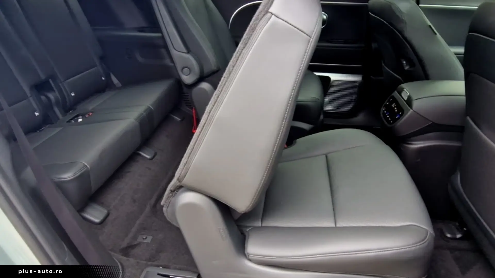 Hyundai IONIQ 9 UNIQ 4WD (307 PS)