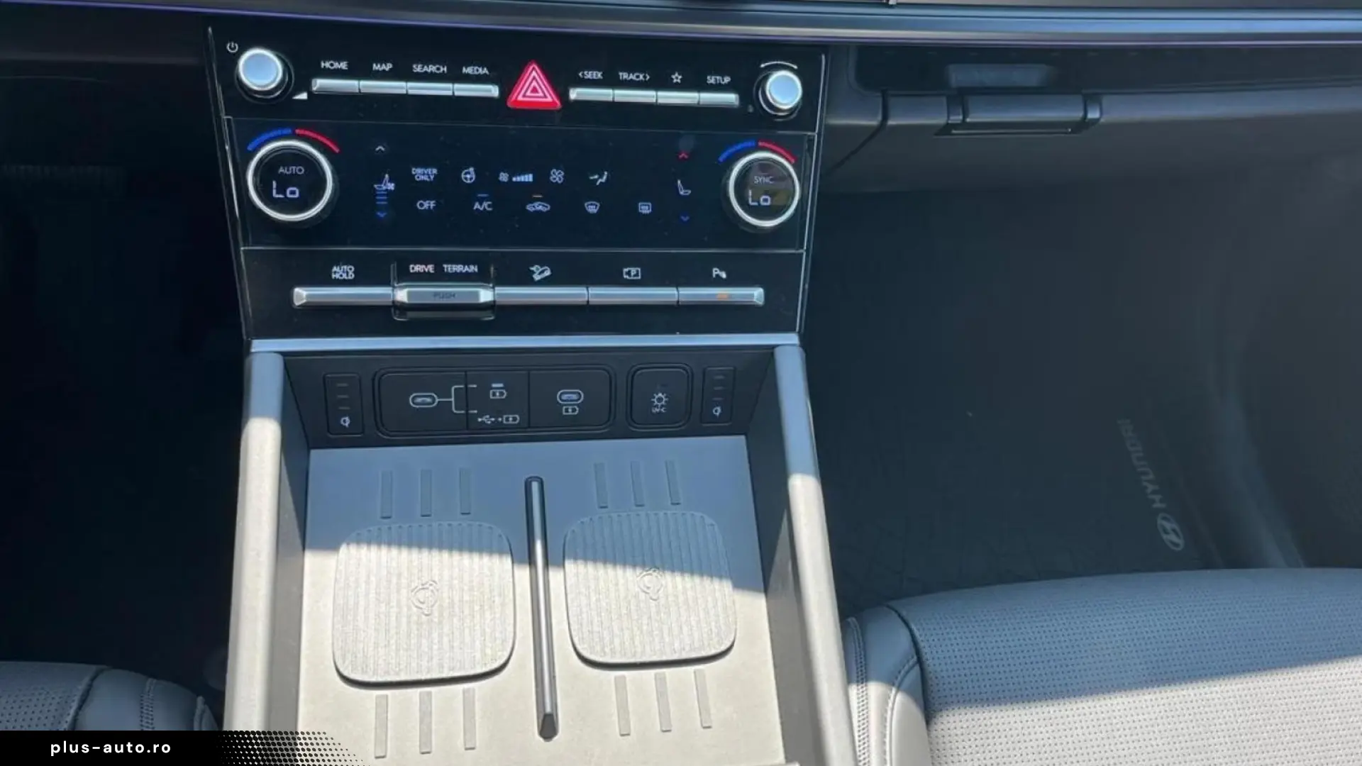 Hyundai SANTA FE 1.6T-GDI Blackline Hybrid 2WD