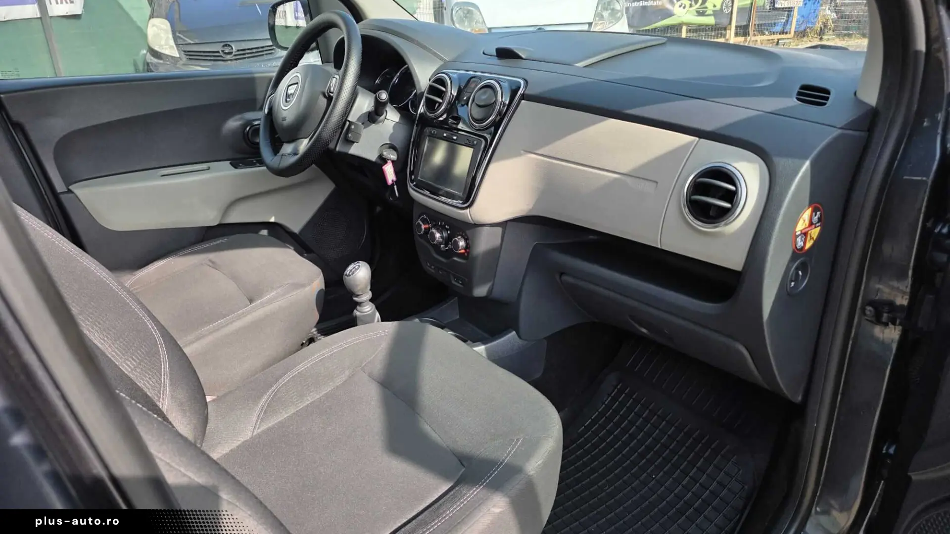 Dacia Lodgy
