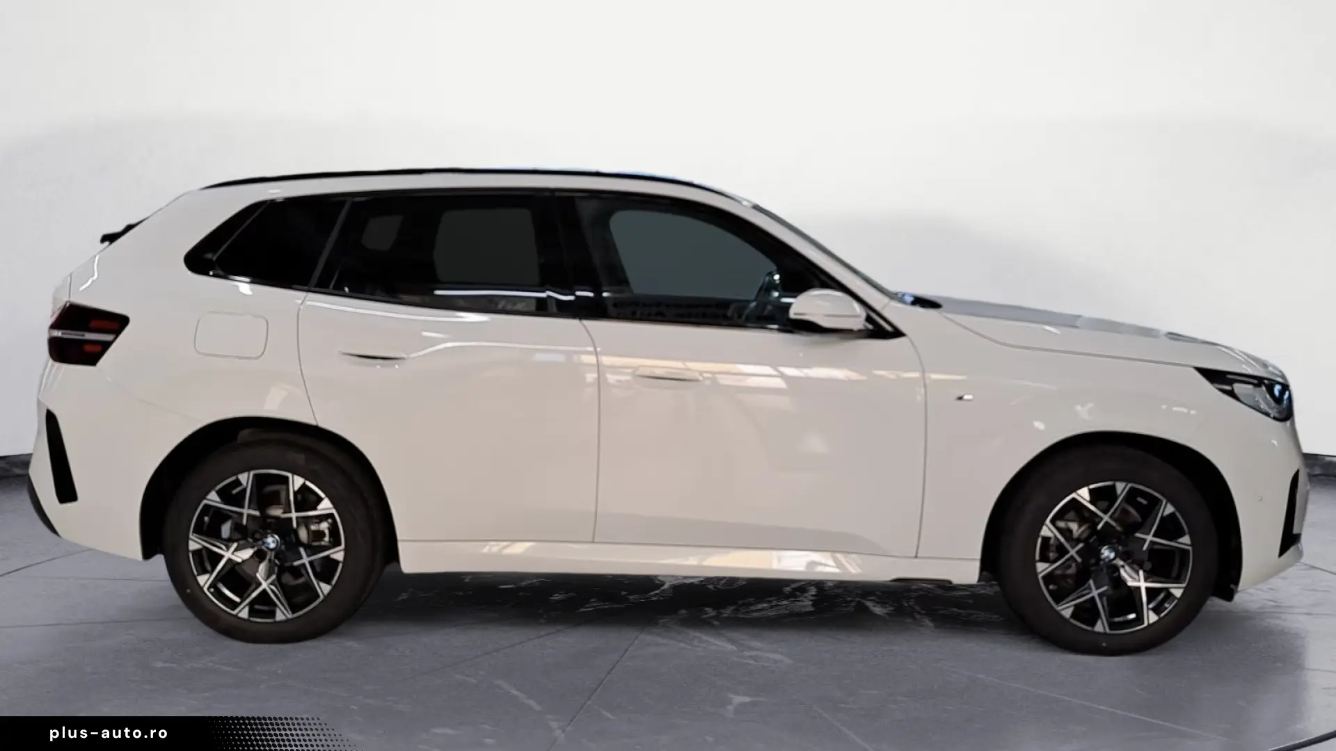 BMW X3 xDrive20 M SPORT   ICONIC GLOW
