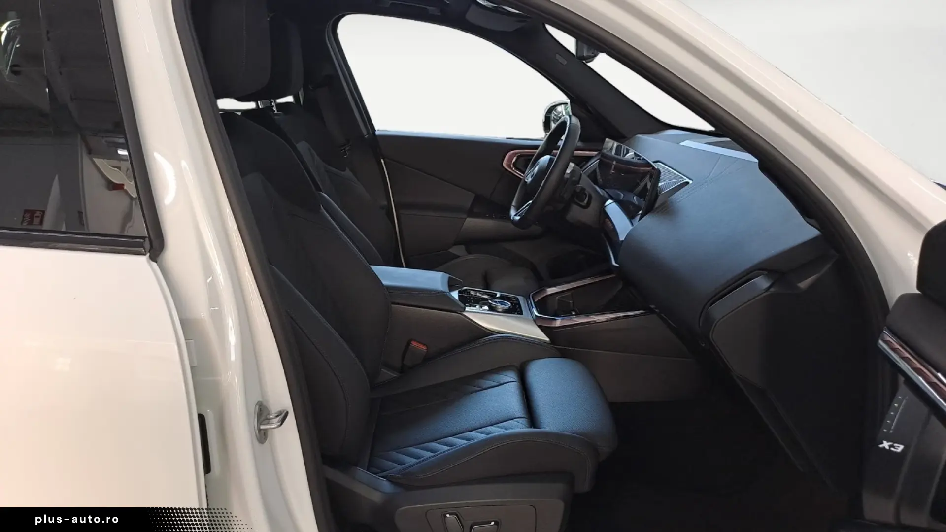 BMW X3 xDrive20 M SPORT   ICONIC GLOW