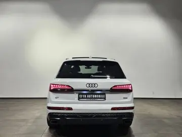 AUDI Q7 55 TFSI e 2x S Line Black Pano Nacht Soft Hud