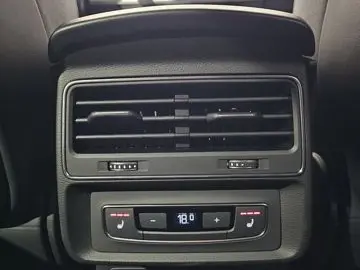 AUDI Q7 55 TFSI e 2x S Line Black Pano Nacht Soft Hud