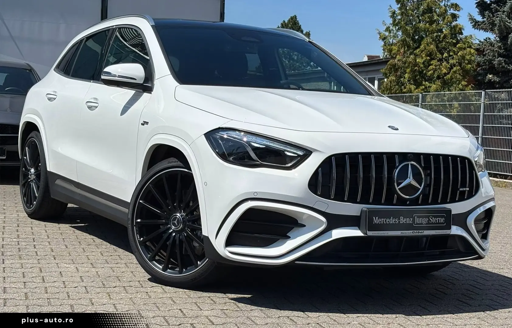 MERCEDES-BENZ AMG GLA 35 4M HUD PANO MEMORY 360 KAMERA