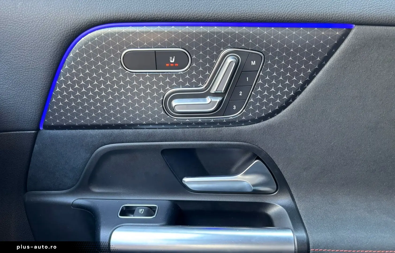 MERCEDES-BENZ AMG GLA 35 4M HUD PANO MEMORY 360 KAMERA