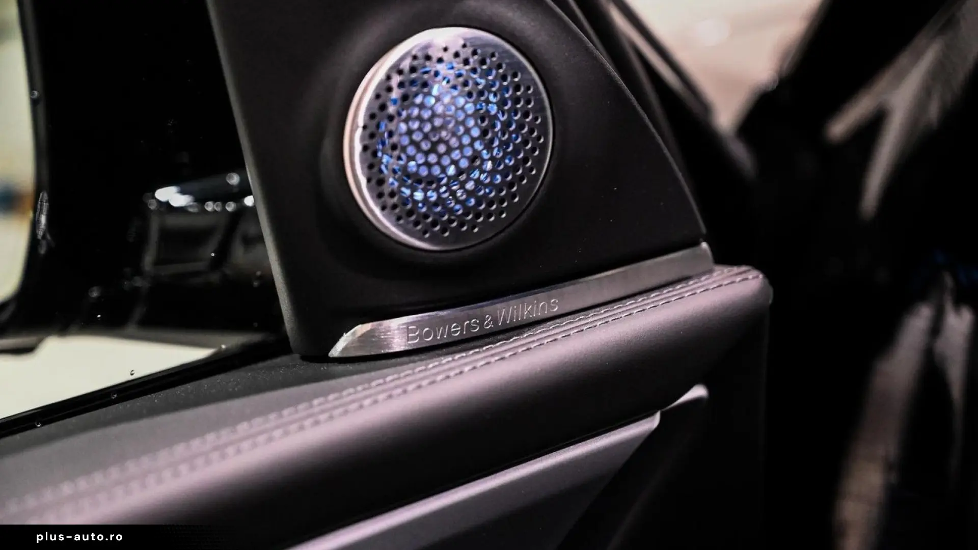 BMW XM M DRIVER'S PACKAGE • MASSAGE • HUD