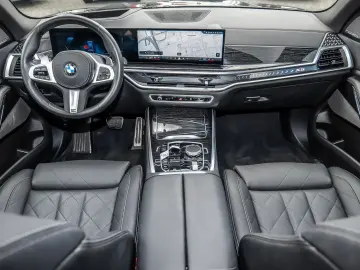 BMW X5 xDrive30d M Sport HUD PANO ACC AHK 360 KAM