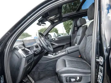 BMW X5 xDrive30d M Sport HUD PANO ACC AHK 360 KAM