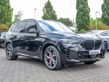 BMW X5 xDrive30d M Sport HUD PANO ACC AHK 360 KAM