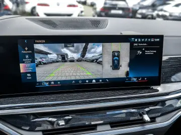 BMW X5 xDrive30d M Sport HUD PANO ACC AHK 360 KAM