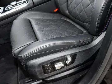 BMW X5 xDrive30d M Sport HUD PANO ACC AHK 360 KAM