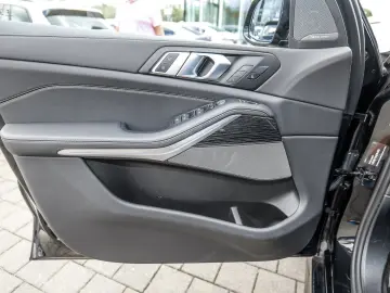 BMW X5 xDrive30d M Sport HUD PANO ACC AHK 360 KAM