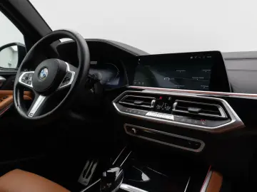 BMW X5 xD30d M Sport 360 Laser HUD DAB HiFi 22Zoll