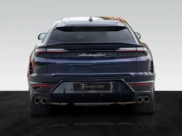 Lamborghini Urus SE   Akrapovic   B&O   Rear Entertainment