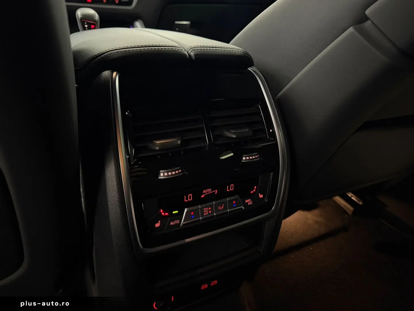 BMW XM 50e ICONIC SOFT MASSAGE H K AHK HUD 360