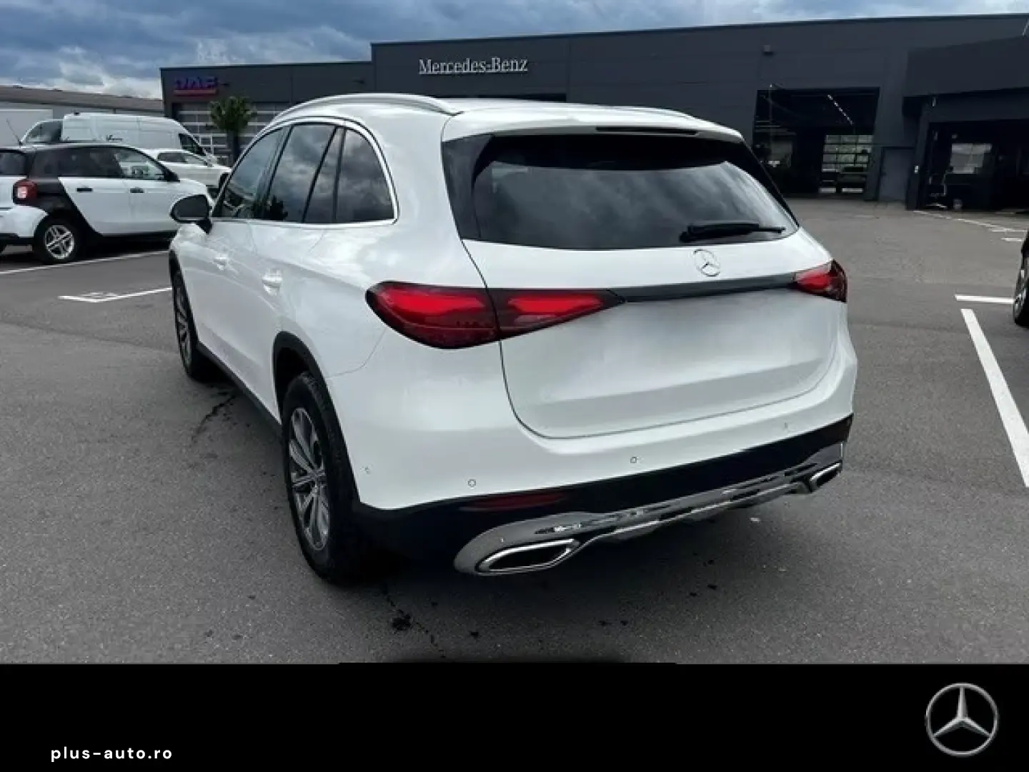 MERCEDES-BENZ GLC 200 4M Avantga Navi LED AHK MBUX Kamera 1