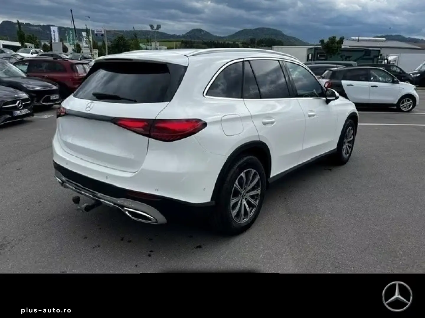 MERCEDES-BENZ GLC 200 4M Avantga Navi LED AHK MBUX Kamera 1