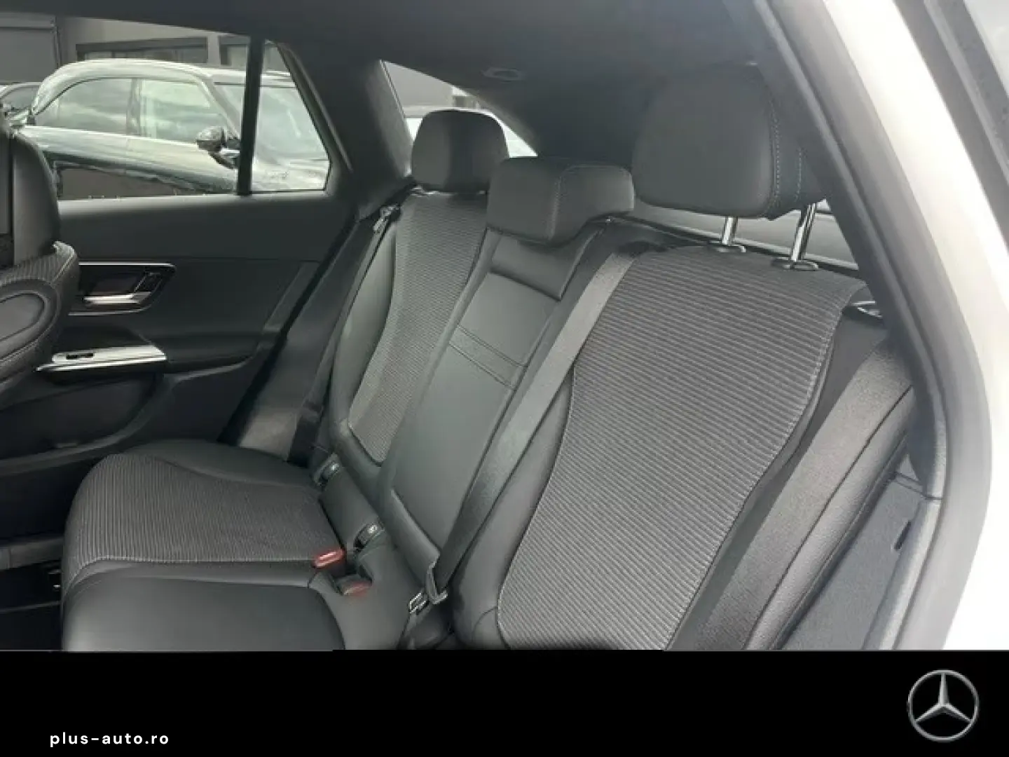 MERCEDES-BENZ GLC 200 4M Avantga Navi LED AHK MBUX Kamera 1