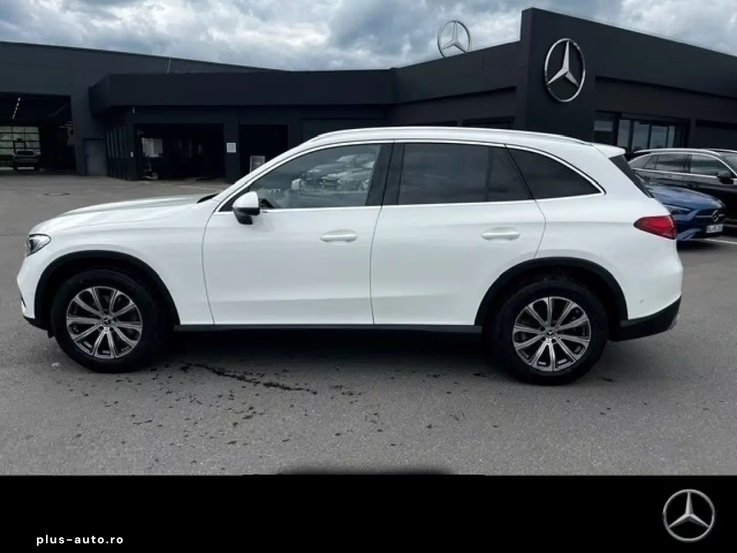 MERCEDES-BENZ GLC 200 4M Avantga Navi LED AHK MBUX Kamera 1