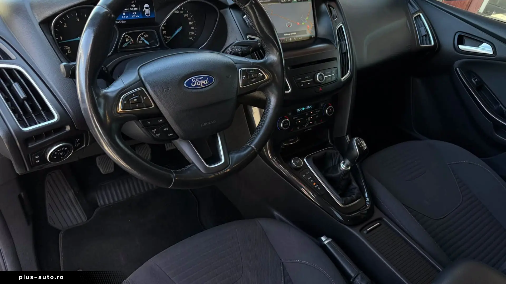 Ford Focus Titanium 07 2015