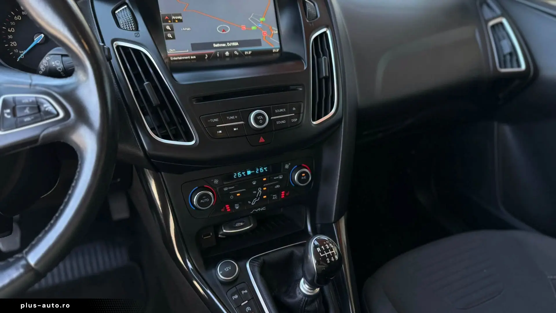 Ford Focus Titanium 07 2015