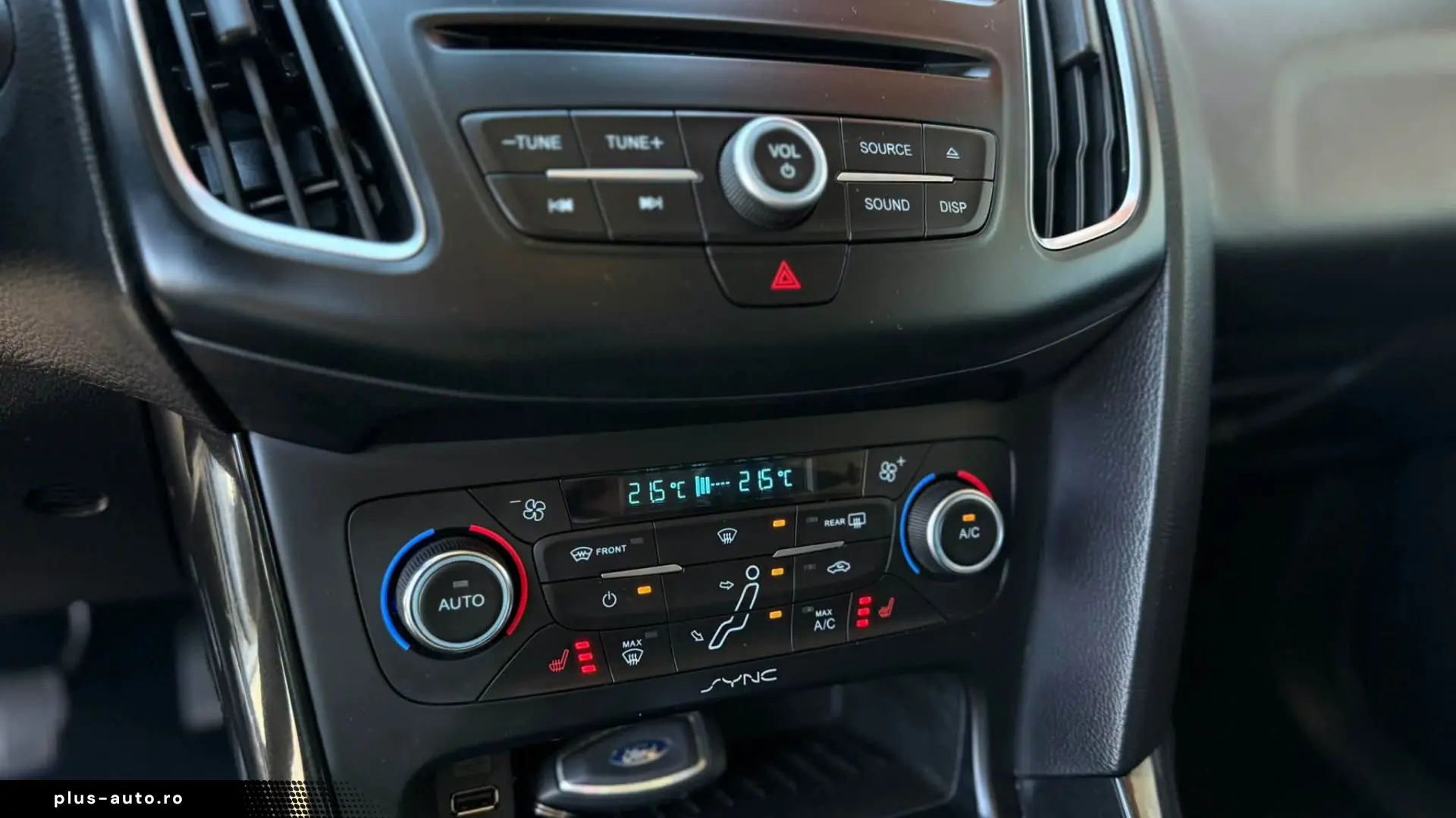 Ford Focus Titanium 07 2015