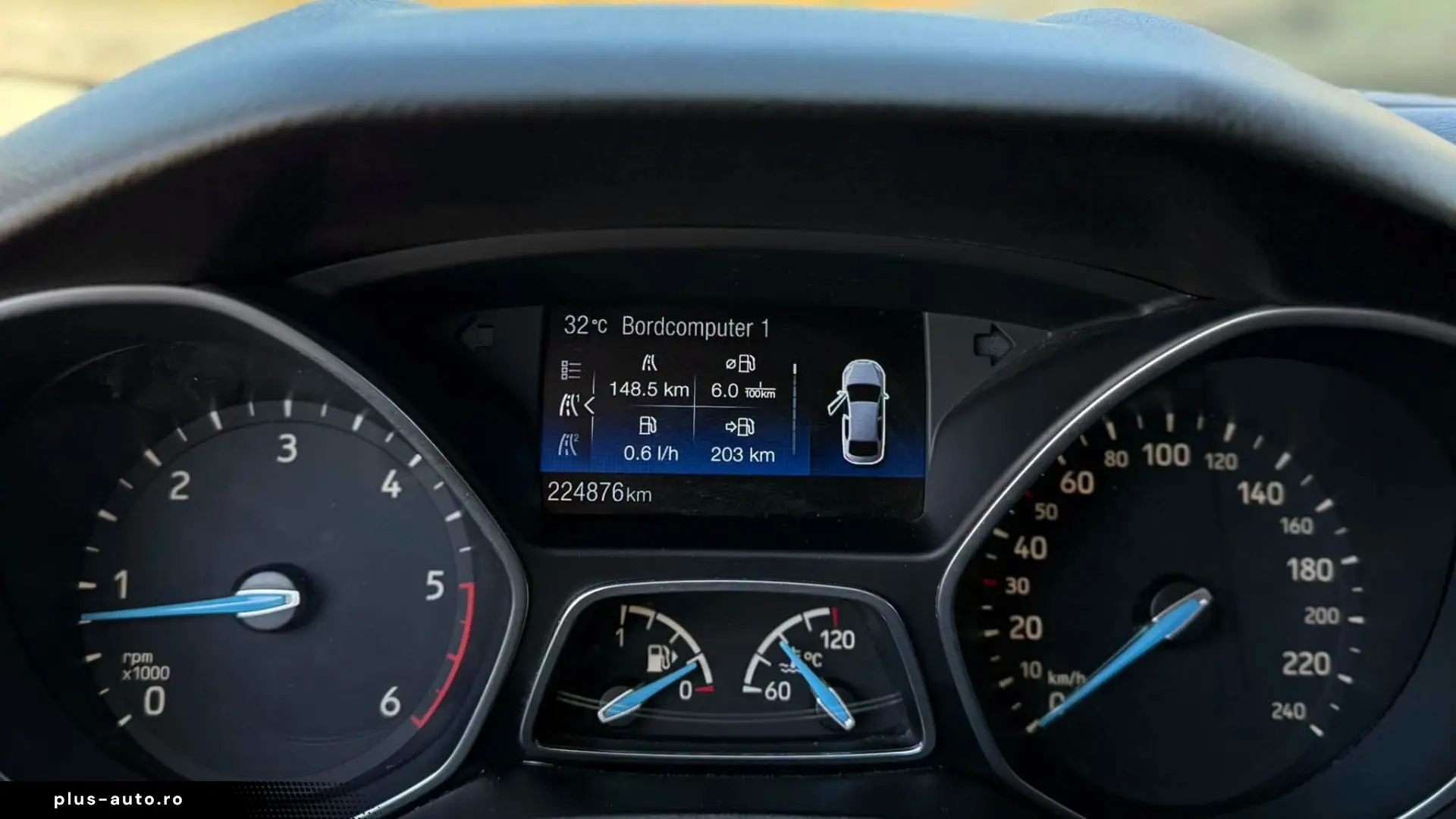 Ford Focus Titanium 07 2015