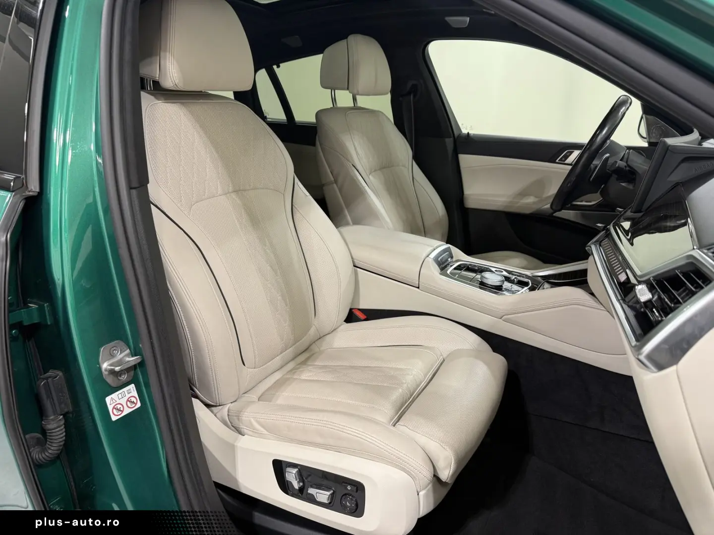 BMW X6 M60i xDrive Pro B&W Pano Massage