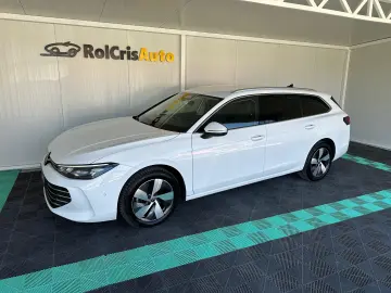 Volkswagen Passat SW Hibrid 1.5 Benzina 150 CP An 2025