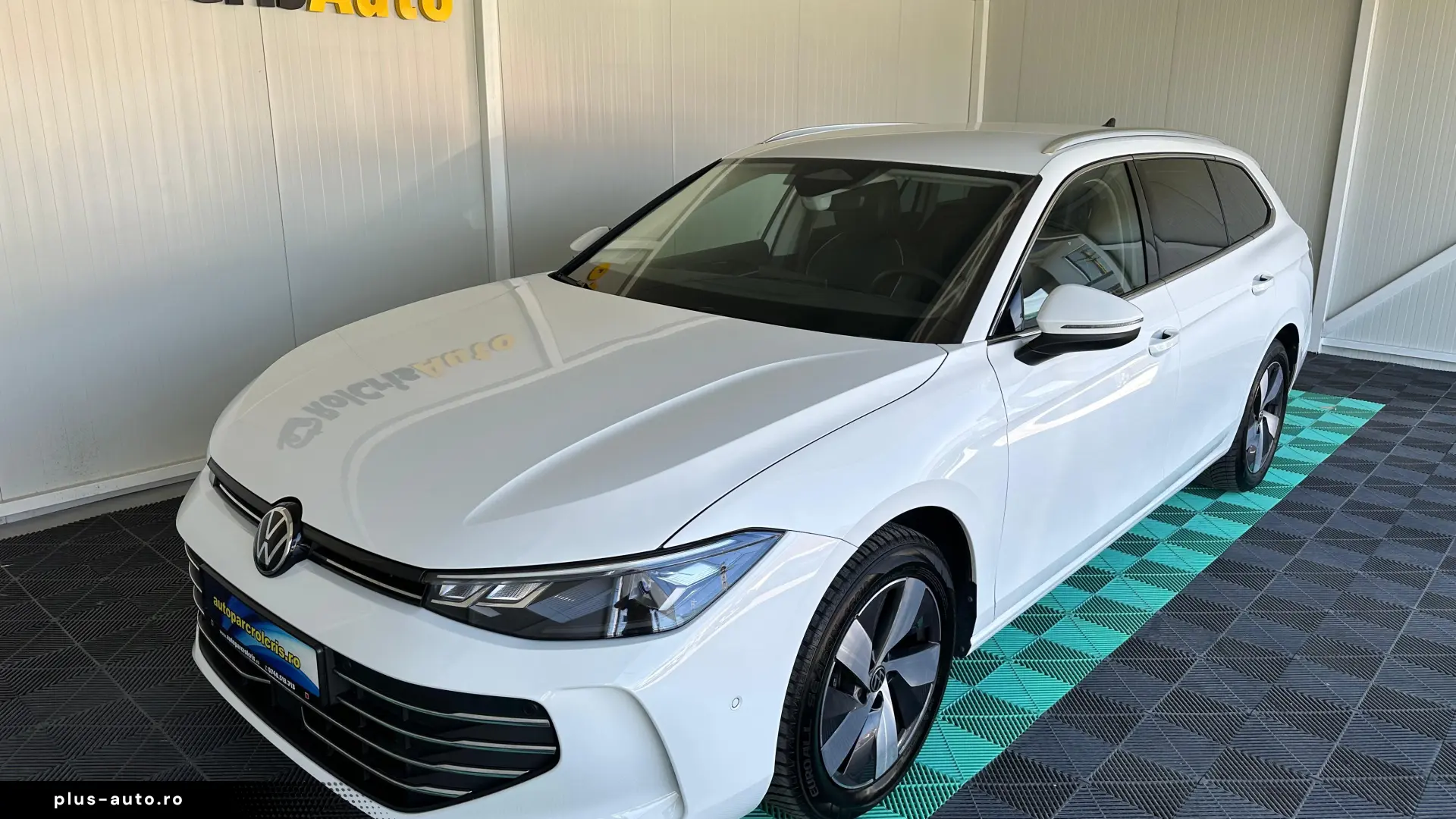 Volkswagen Passat SW Hibrid 1.5 Benzina 150 CP An 2025