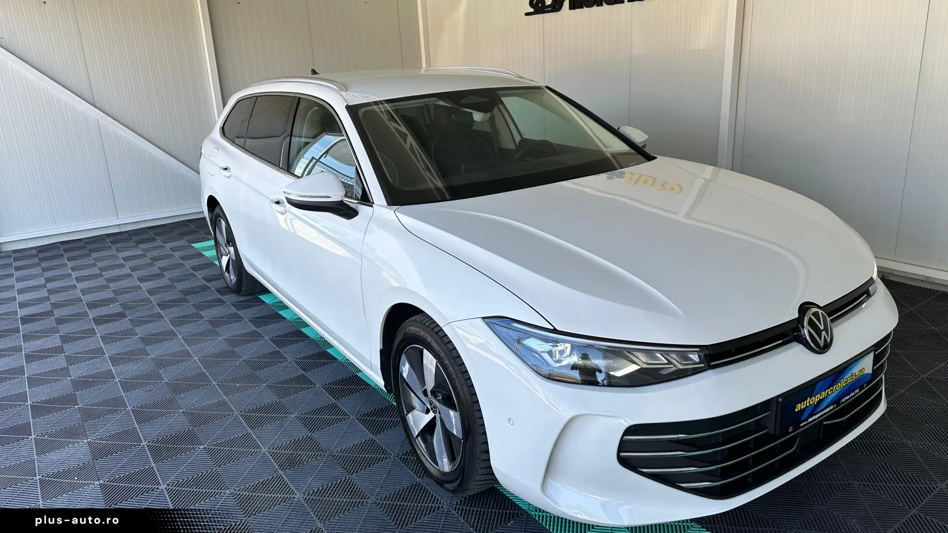 Volkswagen Passat SW Hibrid 1.5 Benzina 150 CP An 2025