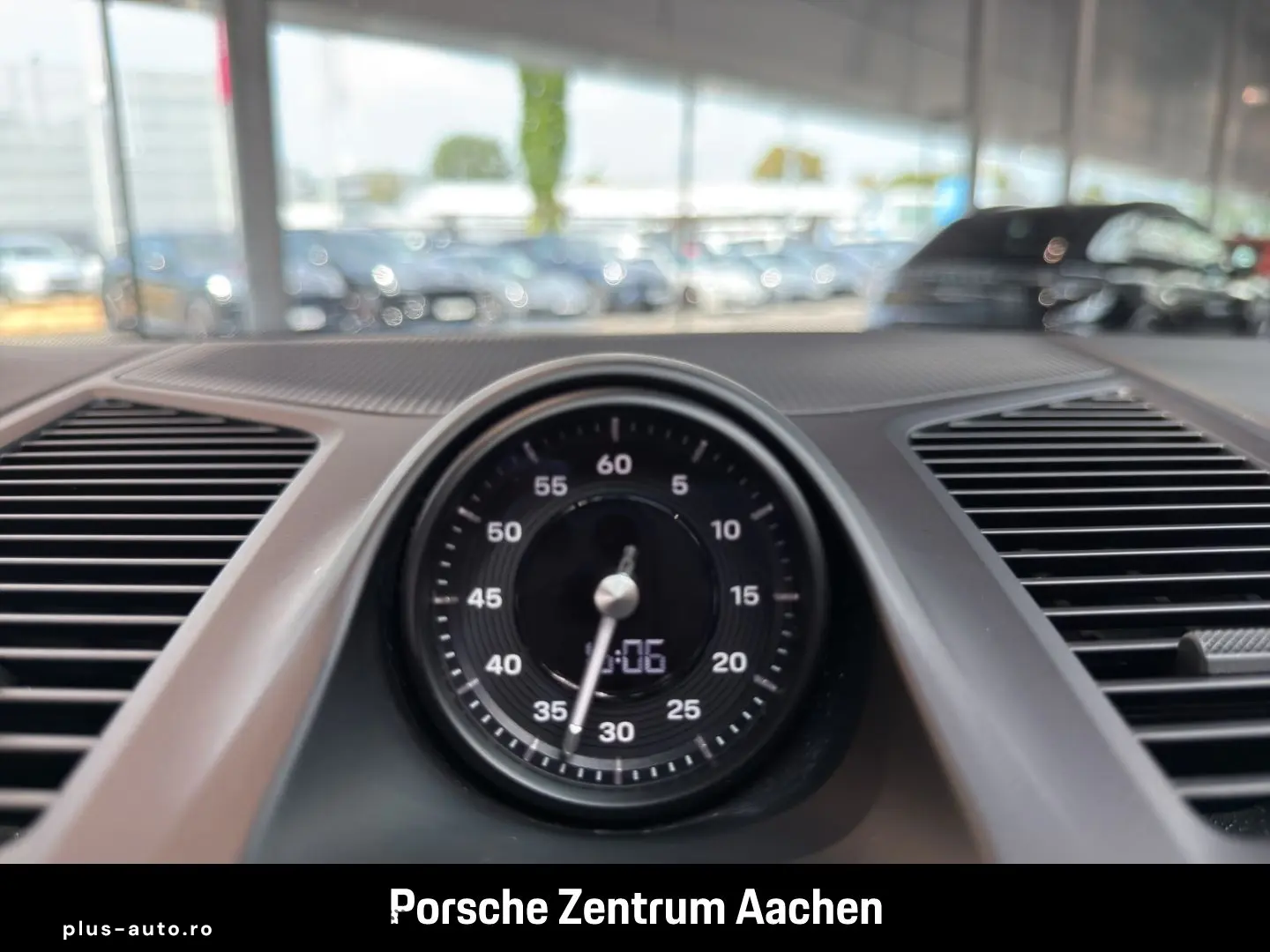 PORSCHE Cayenne S Head-Up Surround-View BOSE 21-Zoll