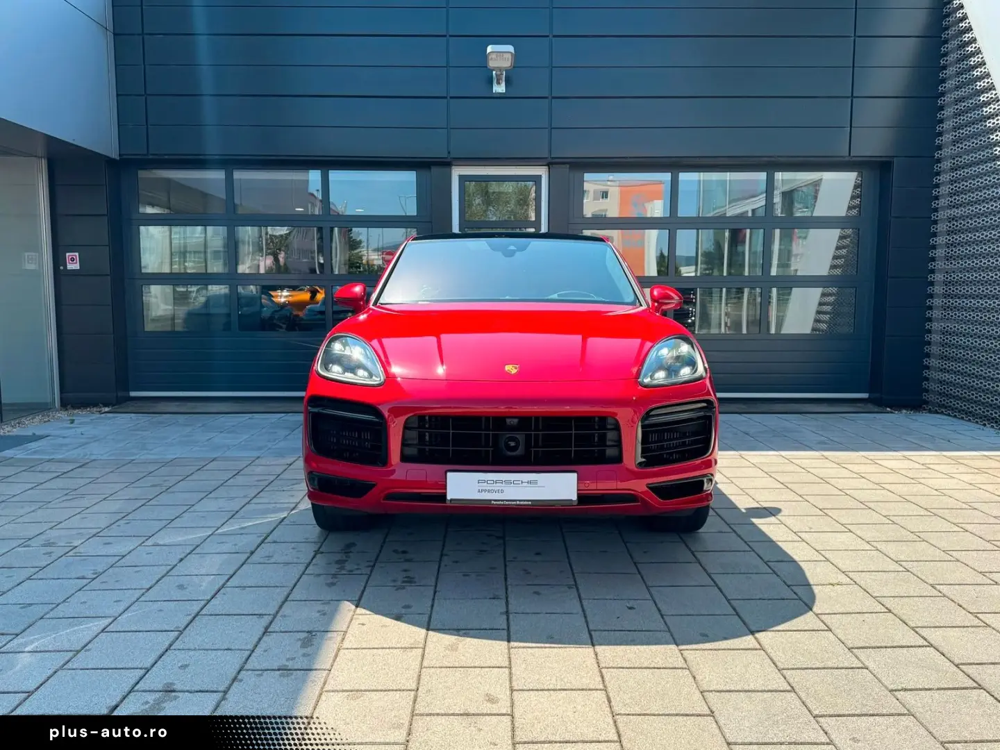 PORSCHE Cayenne Coupe GTS